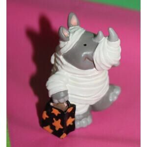 Rhino Mummy Trick Or Treat Merry Mini Keepsakes 1995 Figurine QFM8149 Halloween
